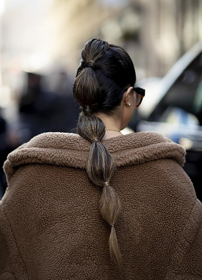 Imagen - Peinado con coleta bubble. Launchmetrics spotlight