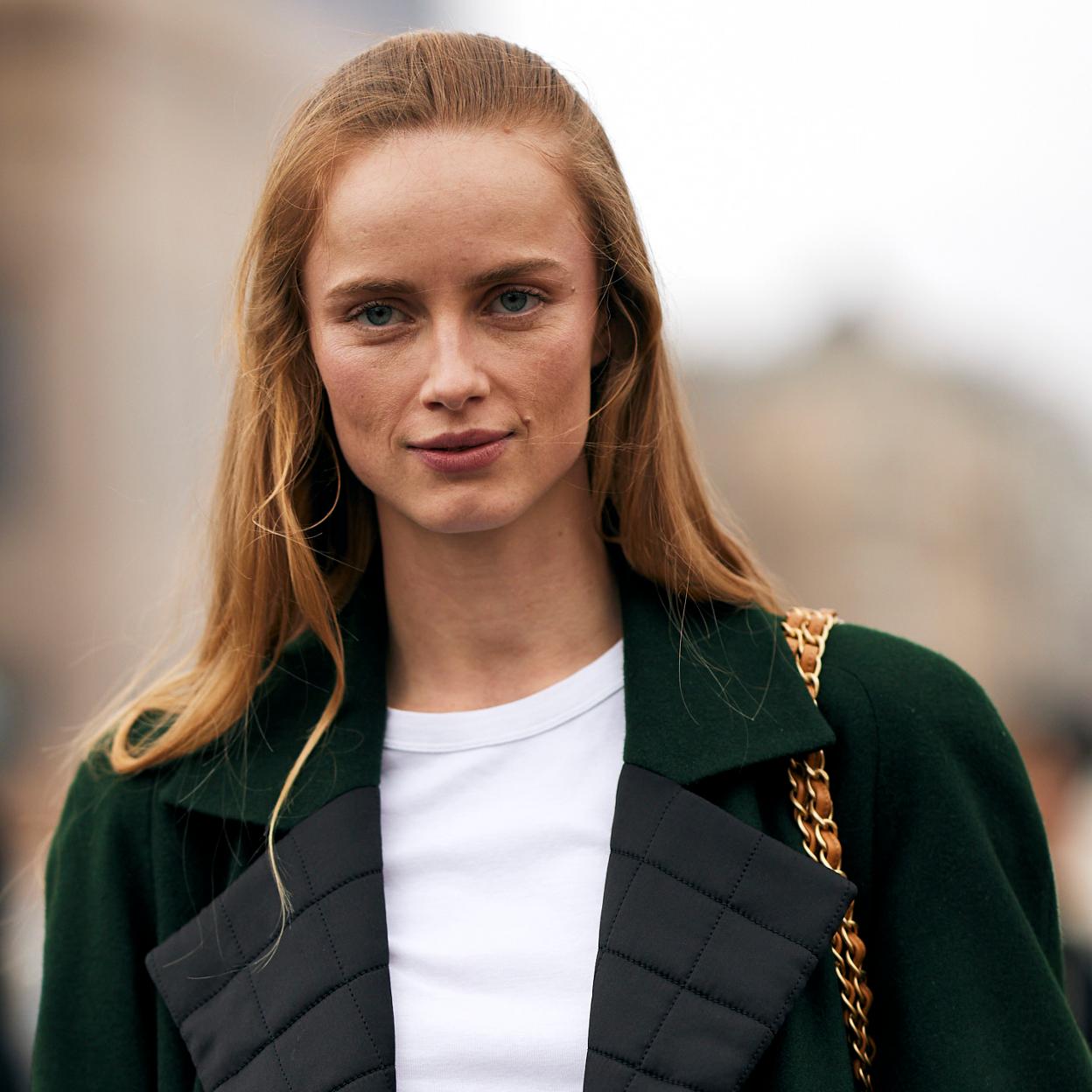 Una modelo en el street style.