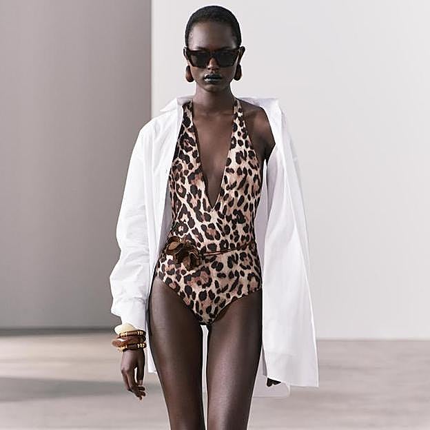 Bañador con estampado de leopardo