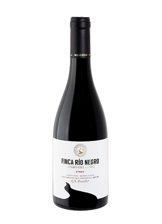 Imagen - La botella de Cerro del Lobo, una de la spropuestas de Finca Río Negro para el Día del Padre. / DR