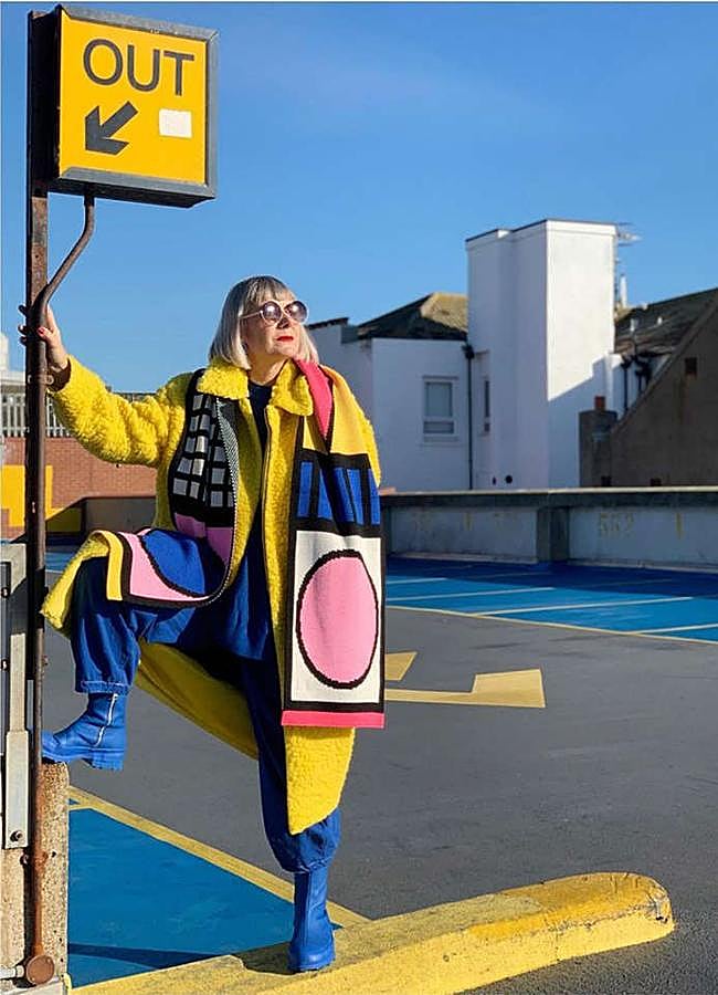 Imagen - Juega con los complementos a todo color. Foto: Instagram @thedesignerist