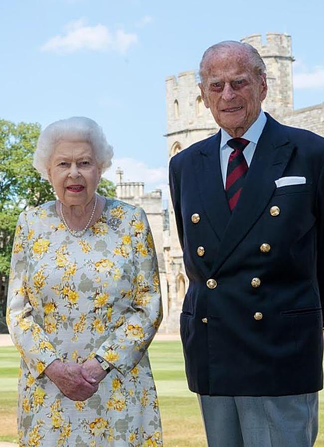 Imagen - El retrato oficial de la discordia de Isabel II y su marido. (DR)