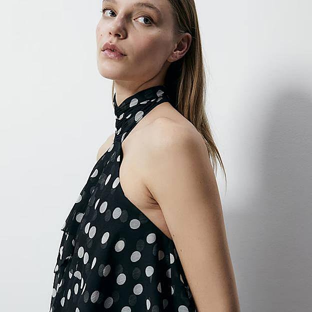 Imagen principal - Vestido con estampado de lunares de Sfera.