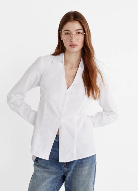 Imagen - Camisa blanca de Stradivarius (25,99 euros)