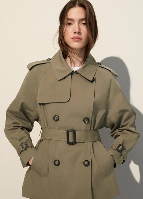 Imagen - Trench caqui de Stradivarius (45,99 euros)