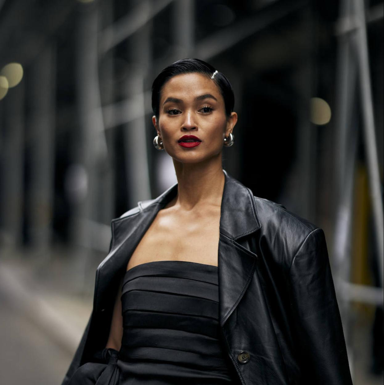 Influencer con corte de pelo garçon