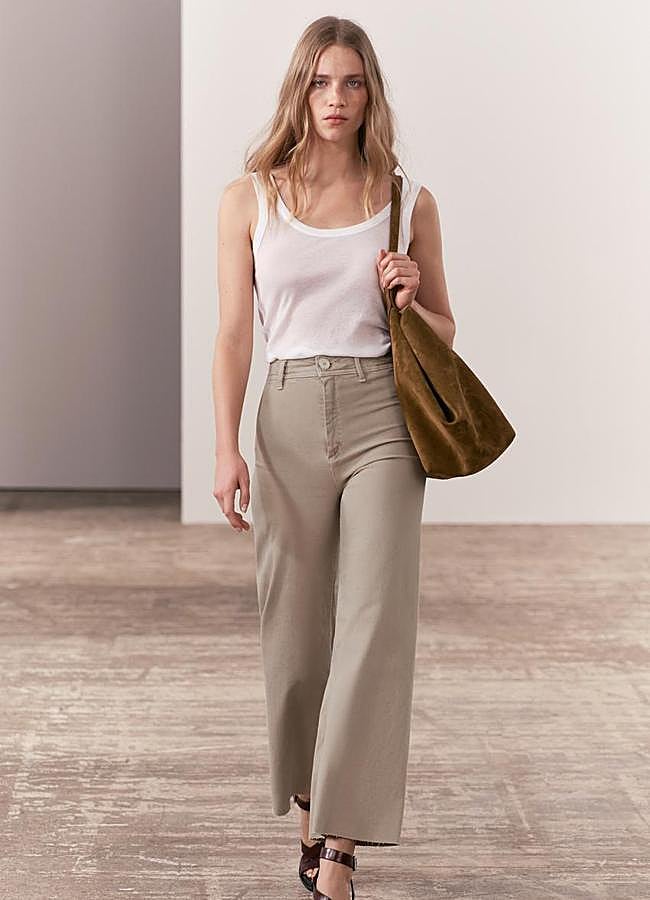 Imagen - Vaquero Marine estilo wide leg de Zara (17,99 euros).
