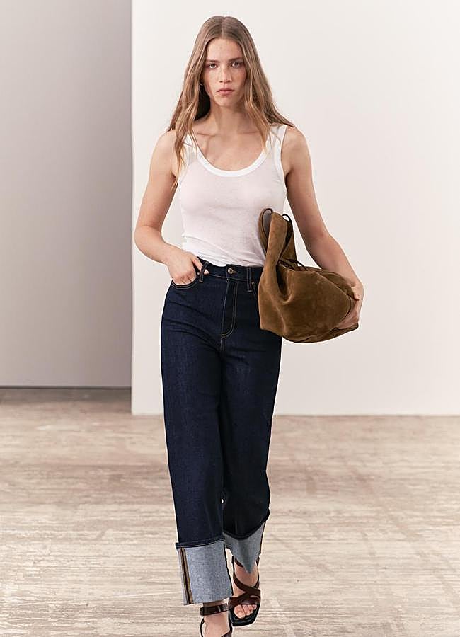 Imagen - Vaqueros con acabado en vuelta de Zara (17,99 euros).