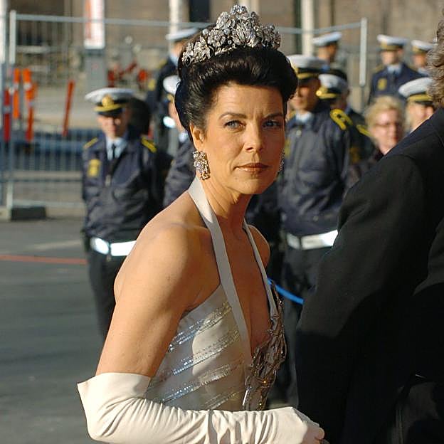 La tiara floral de los Hannover y el peto de diamantes.