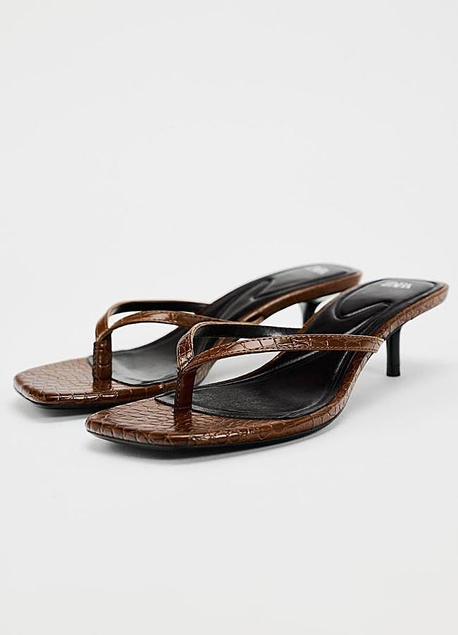 Imagen - Sandalias de tacón bajo en efecto piel de cocodrilo