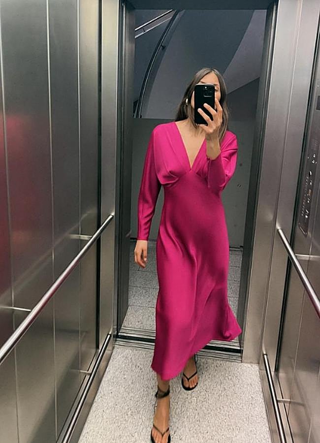 Imagen - Vestido de invitada satinado rosa de Zara/ZARA