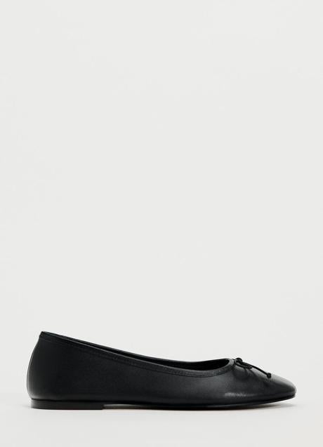 Imagen - Bailarinas de color negro de Zara (29,99 euros)