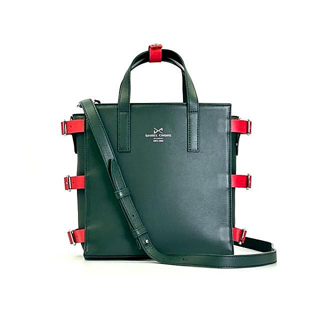 Imagen principal - Xisca Perelló va a ver a Nadal con la blusa de Zara perfecta