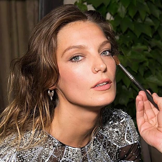 Si tienes muchas ojeras, estos correctores con árnica las harán desaparecer al instante y a largo plazo