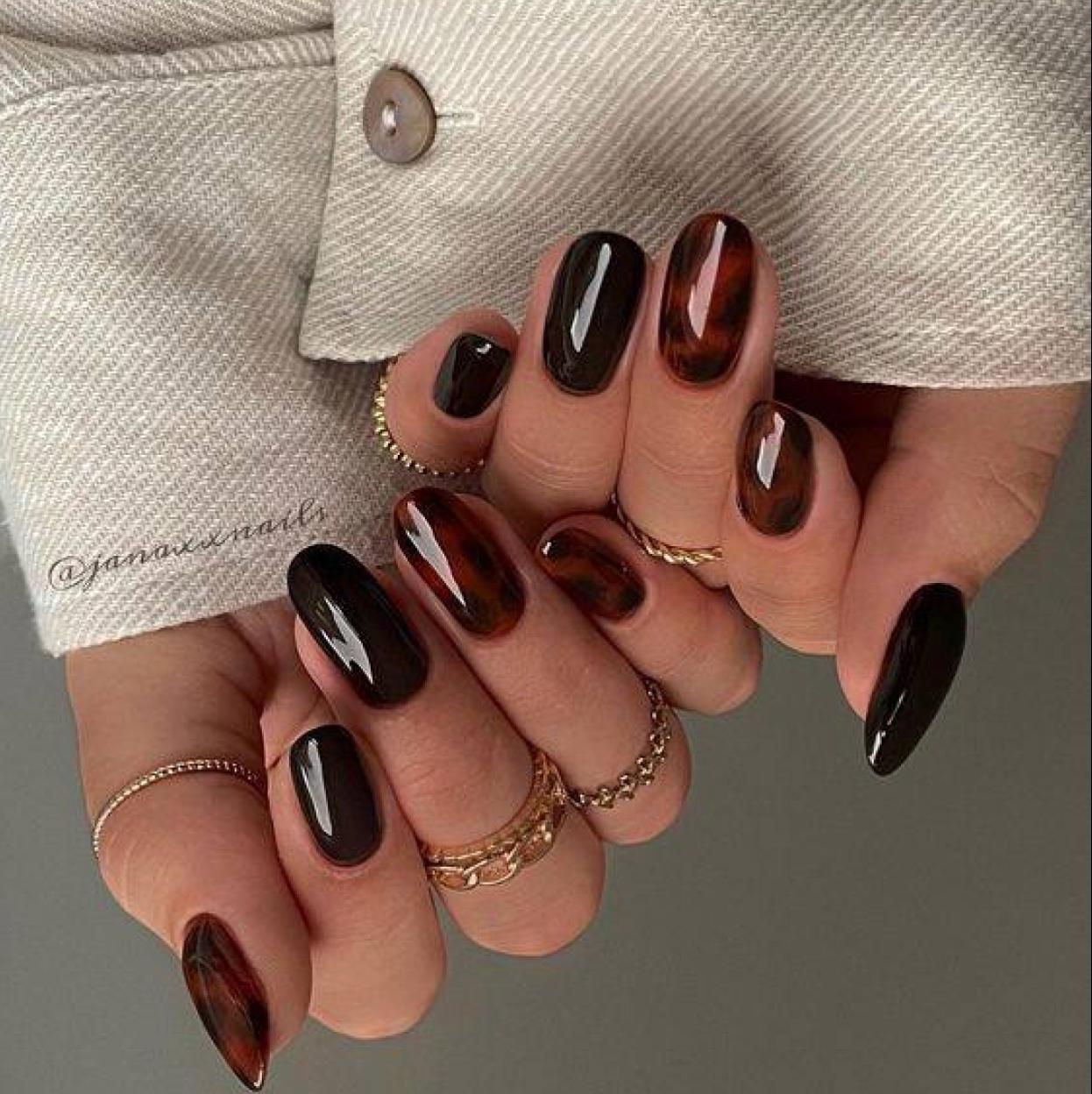 Manicura animal print tendencia