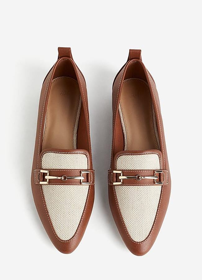 Imagen - Mocasines bicolor de H&M, 25,99 euros.
