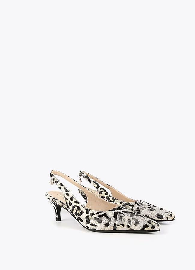 Imagen - Tacón de leopardo de Lola Casademunt, 119 euros..