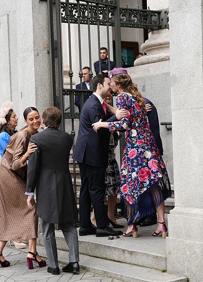 Imagen - Victoria Federica y Froilán saludan a Victoria López-Quesada y Almeida. / LIMITED PICTURES