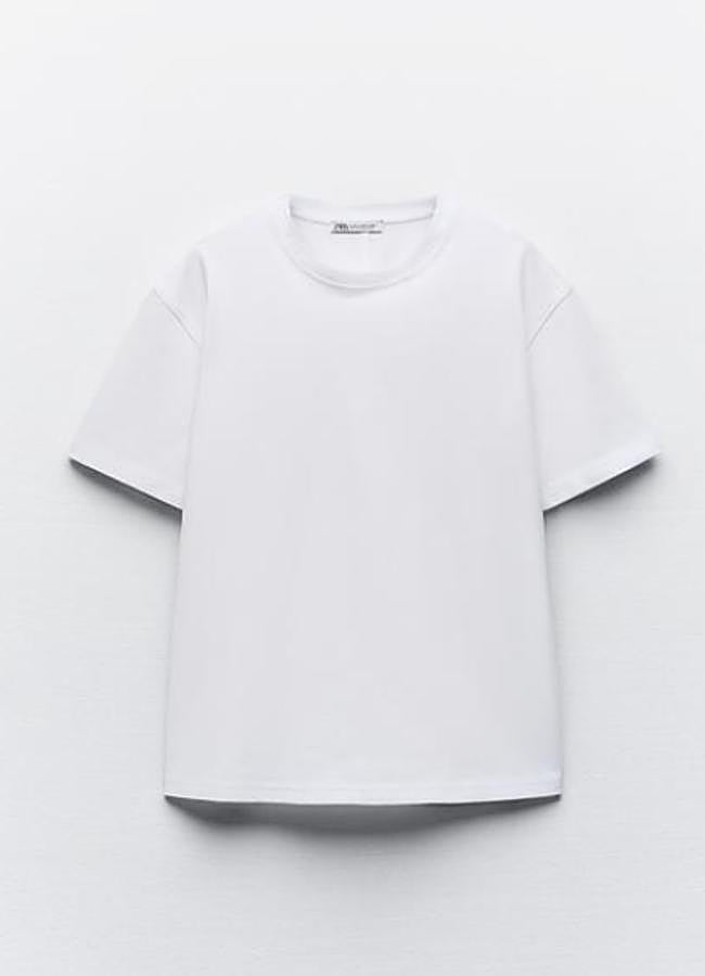 Imagen - Camiseta blanca básica de ZARA/ZARA
