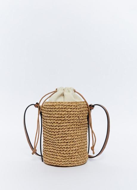 Imagen - Bolso de rafia de Sfera (17,95 euros)