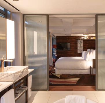 Imagen secundaria 1 - Recepción y habitaciones del hotel Brach París.