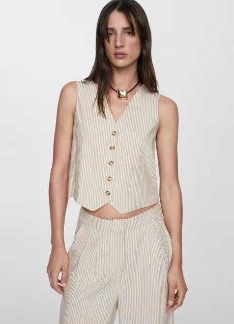 Imagen - Chaleco de rayas de Mango (29,99 euros)