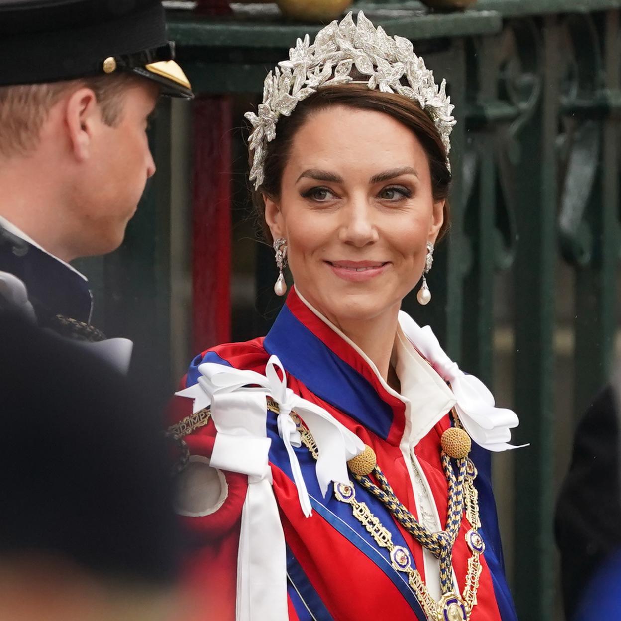 Kate Middleton y su marido, el príncipe Guillermo durante la Coronación de Carlos III. 