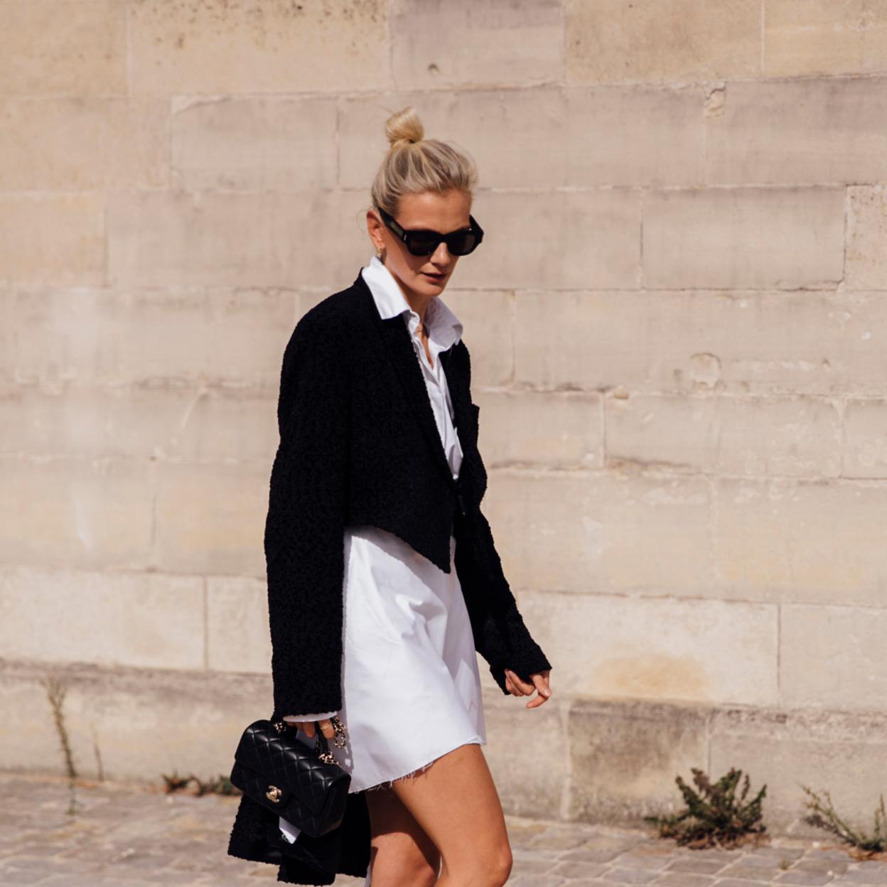 Por qué siempre es una buena idea añadir una camisa blanca