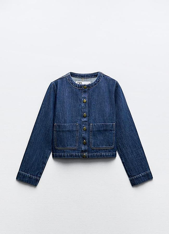 Imagen - Chaqueta corta en denim de Zara (29,95 euros).