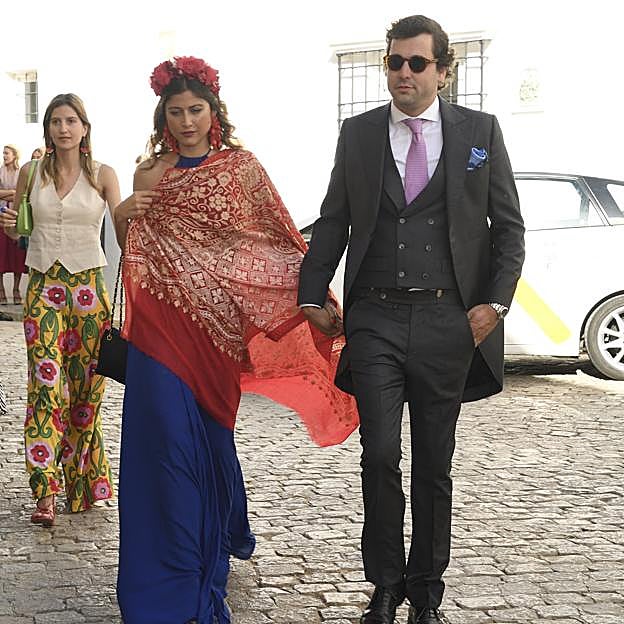 Khali El Assir, hija de Abdul Rahman El Assir, con su marido Juan José Franco Suelves. 