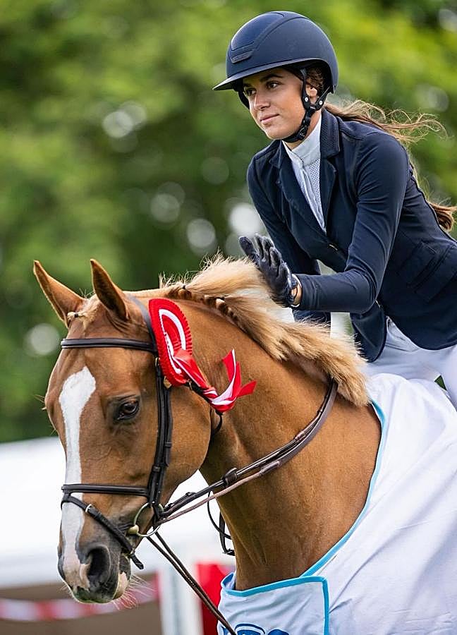 Imagen - Sira Martínez, influencer y una gran apasionada del mundo de la hípica. / INSTAGRAM