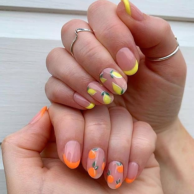 Uñas tutti frutti con cítricos