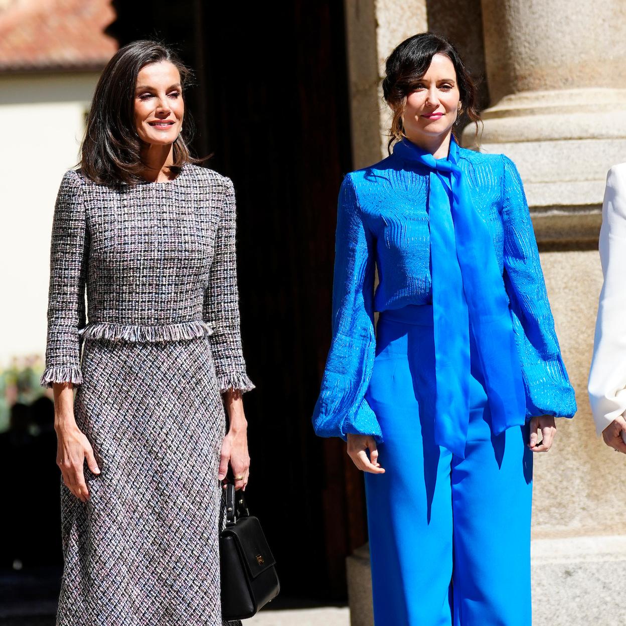 Isabel Díaz Ayuso y la reina Letizia en la entrega del Premio Cervantes 2023