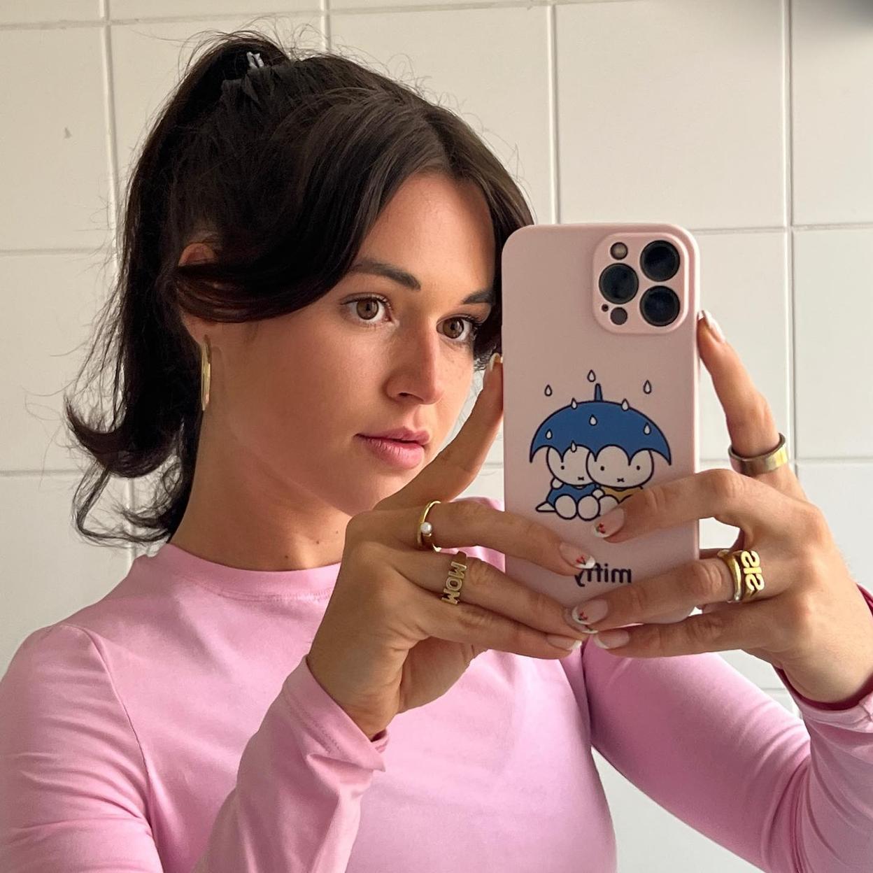 Así se usan los parches para granos.