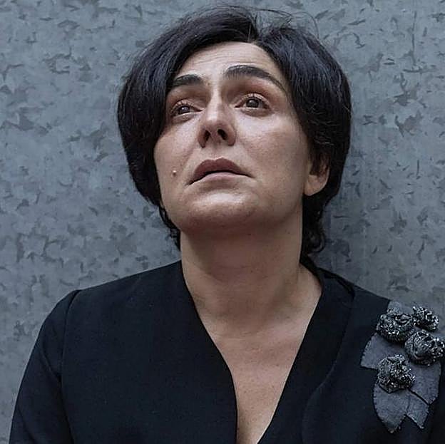 Candela Peña da vida a Rosario Porto. 