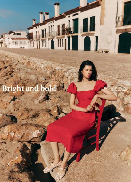 Imagen - Vestido rojo de Stradivarius (19,99 euros)