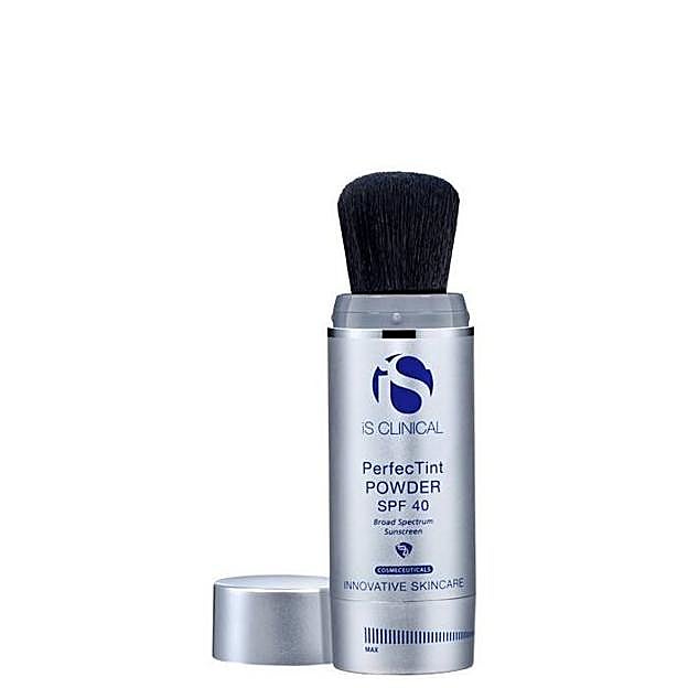 Perfectint Powder SPF40 de IS Clinical. Precio: 91 euros