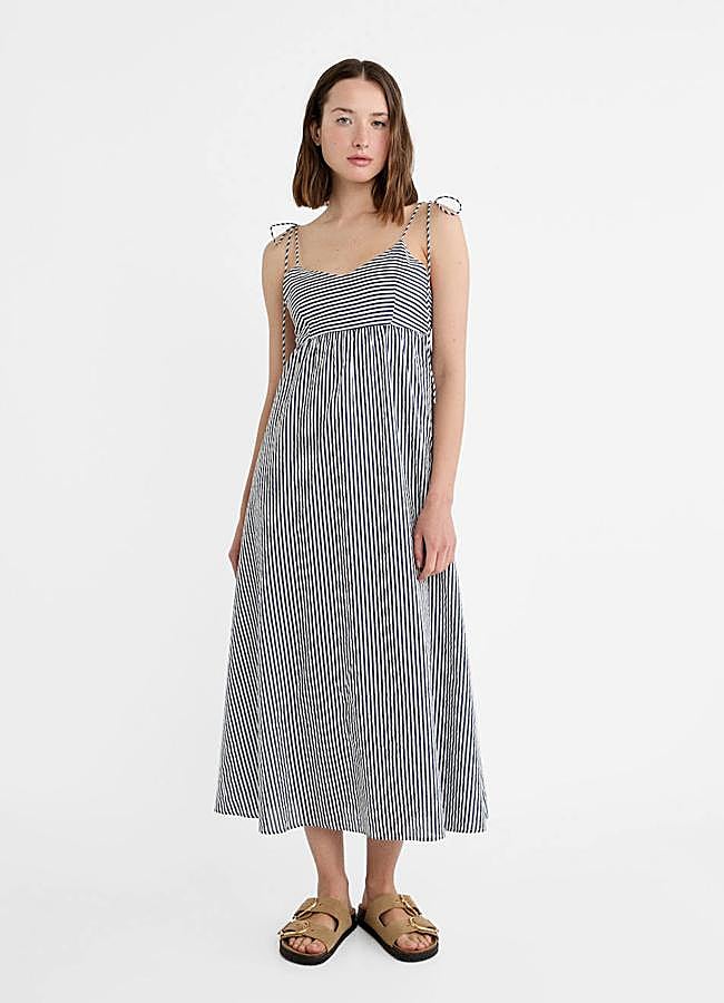 Imagen - Vestido midi con vuelo en estampado de rayas