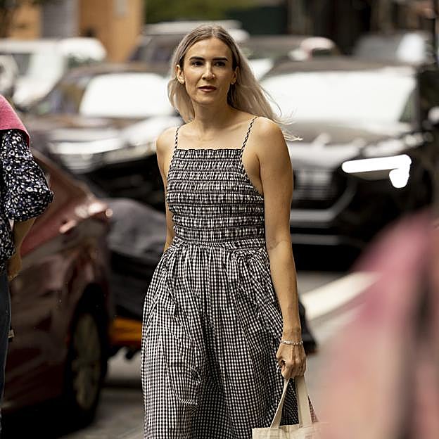 Pruebo la espuma bronceadora que actúa rápido y te pone morena en segundos sin manchas
