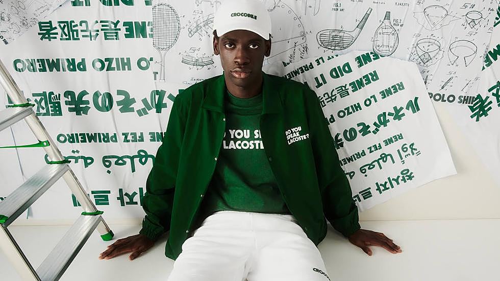 Uniformes de Lacoste para el grupo Evok.