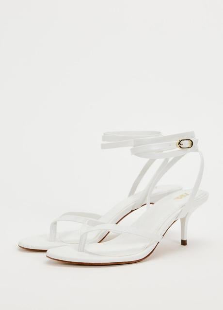 Imagen - Sandalias blancas de Zara (49,99 euros)