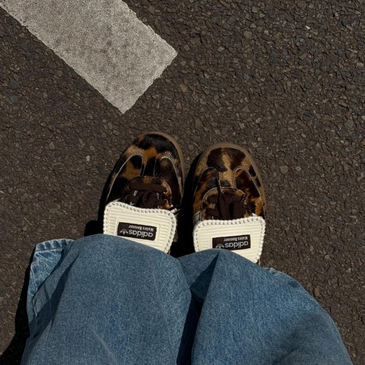 Estas zapatillas deportivas con leopardo se convertirán en tus favoritas por 70 euros