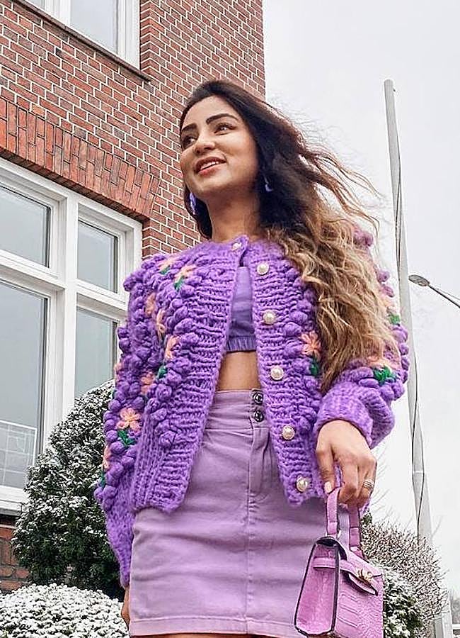 Imagen - Cárdigan en relieve con flores y pompones