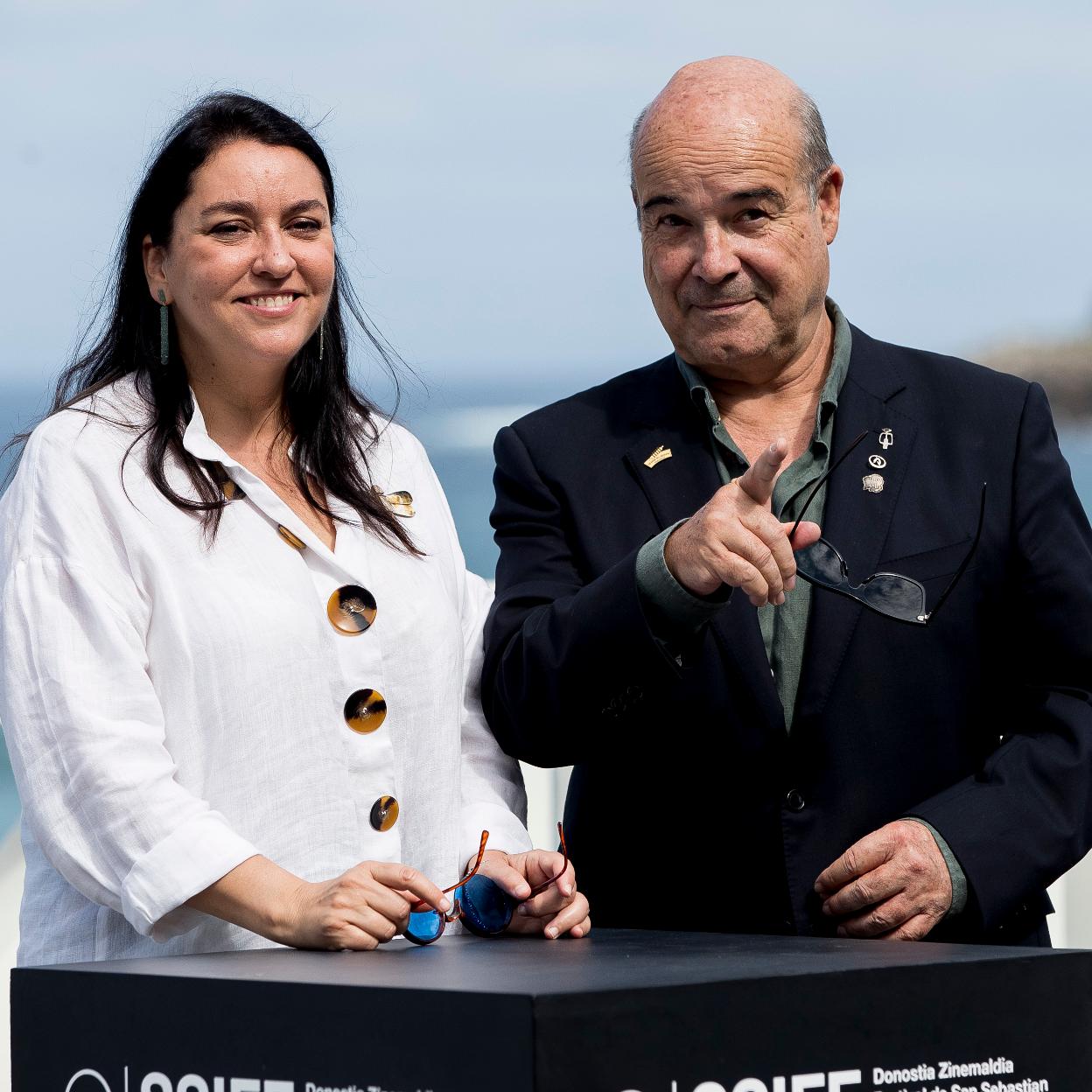 Antonio Resines y Ana Pérez-Lorente, en el Festival de San Sebastián de 2019. 