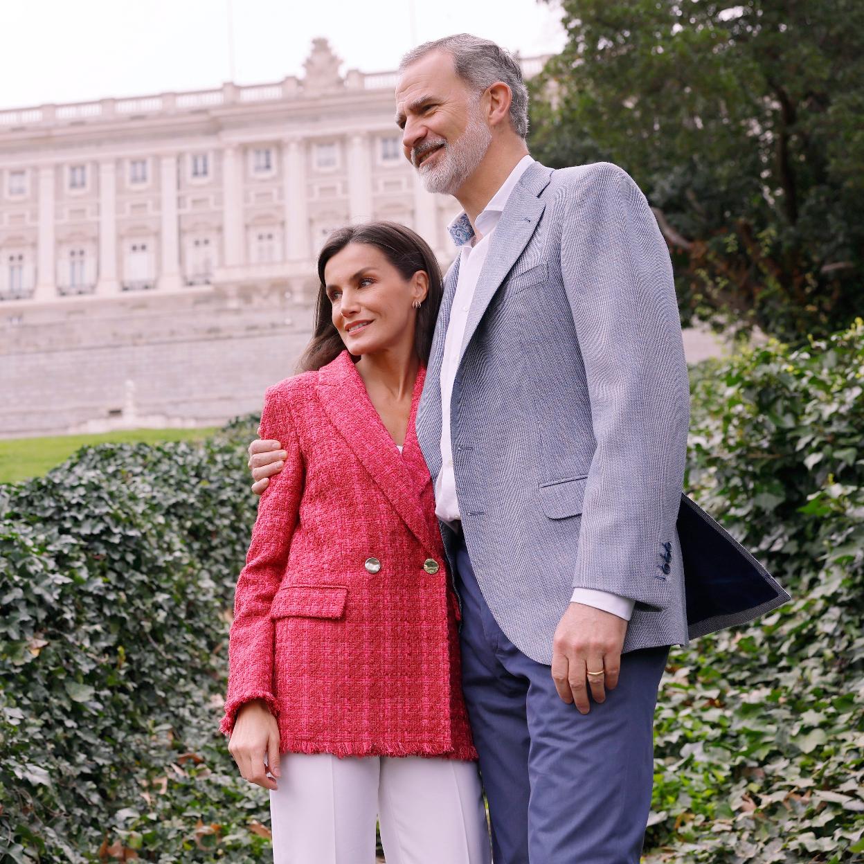 La reina Letizia y el rey Felipe en el Palacio Real.