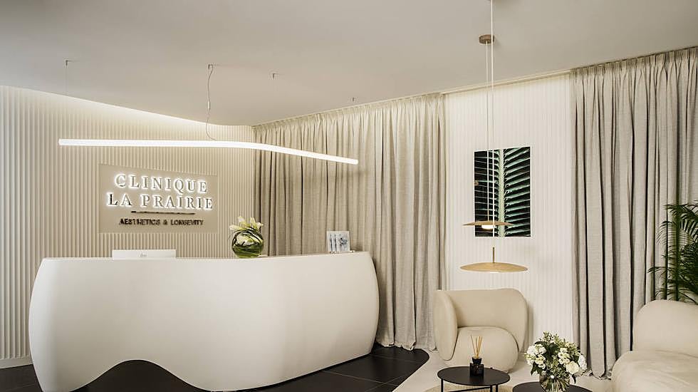 Clinique La Prairie.