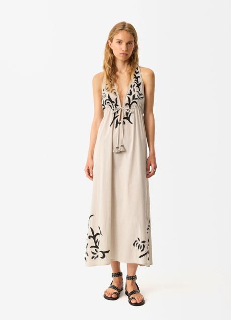 Imagen - Vestido con bordados de Parfois (35,99 euros)