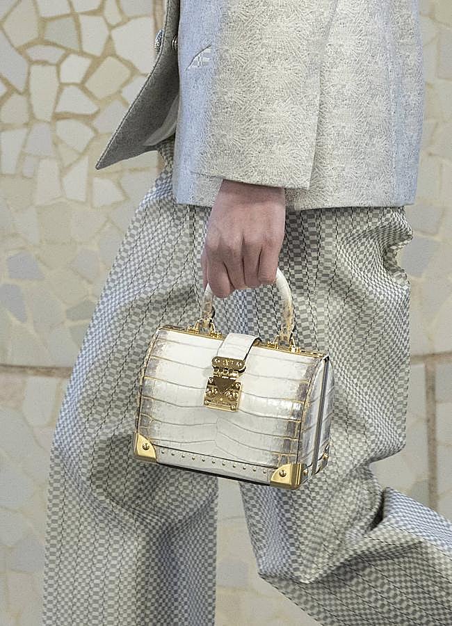 Imagen - Bolso del desfile Crucero 2025 de Louis Vuitton.