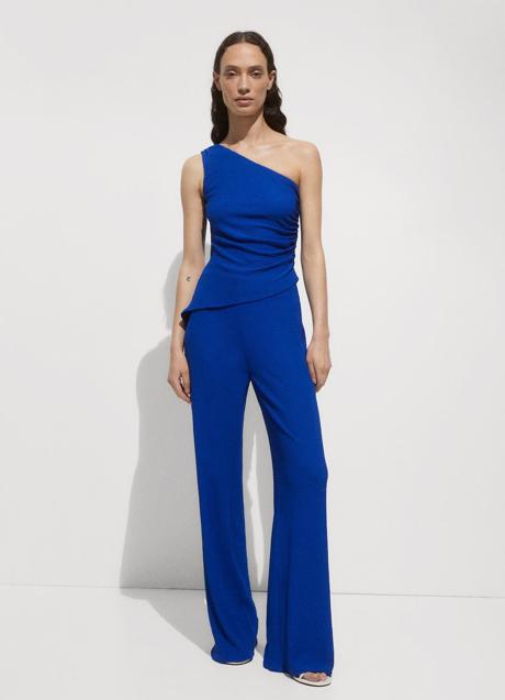 Imagen - Top azul de Mango (17,99 euros)