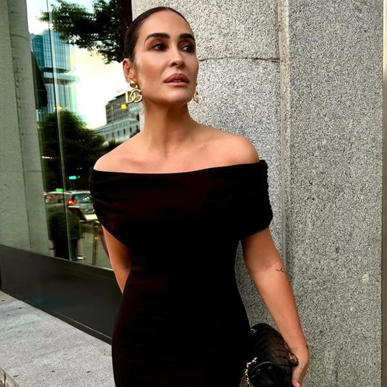 Vicky Martín Berrocal con un vestido negro de Zara.